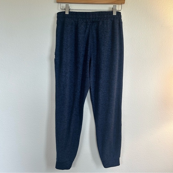 Vuori Performance Joggers - Picture 3 of 5